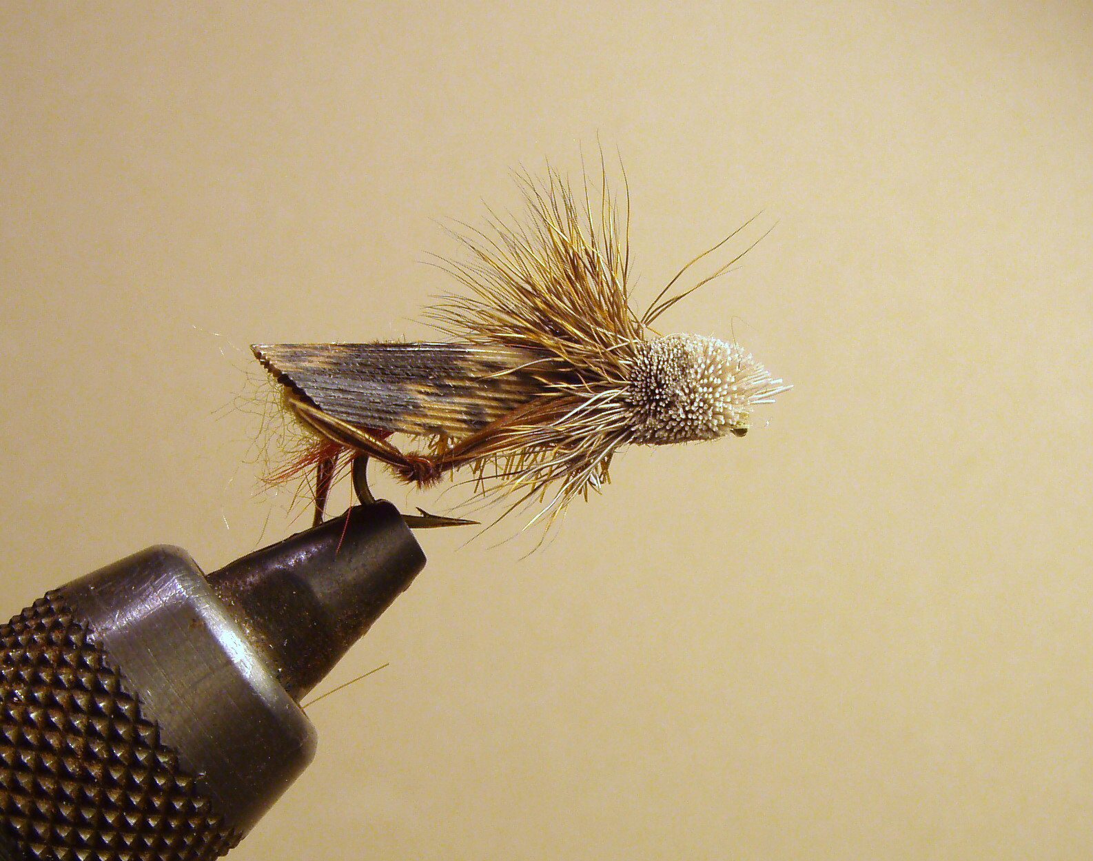 蚂蚱毛钩(Dave's Hopper)
